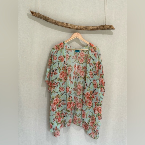 Color Of Love Tops - Lightweight Floral Open-Front Kimono in Mint with Pink Roses